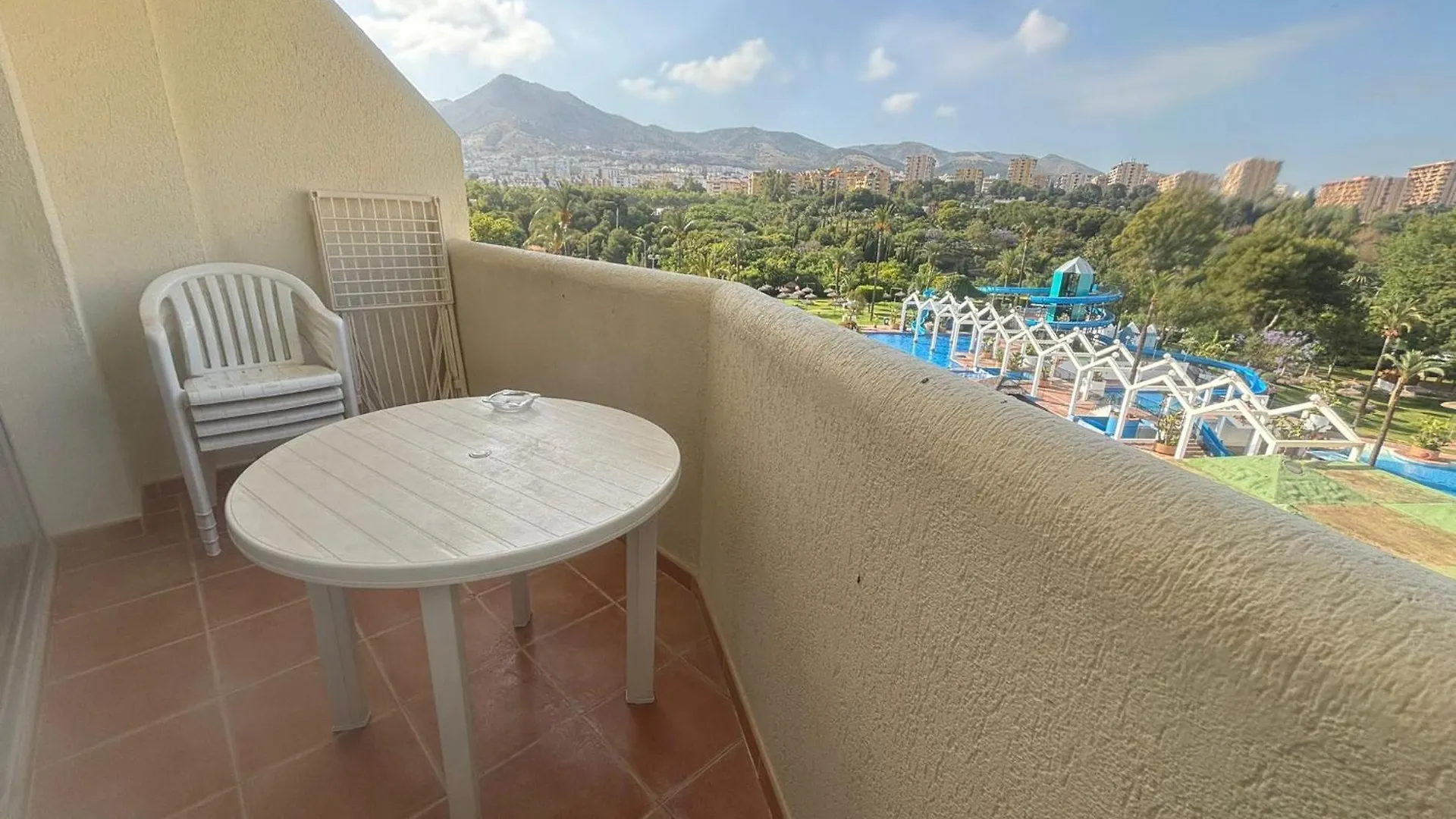 شقة Apartamentos Magic Benalbeach By Benalnova بينالماذينا إسبانيا