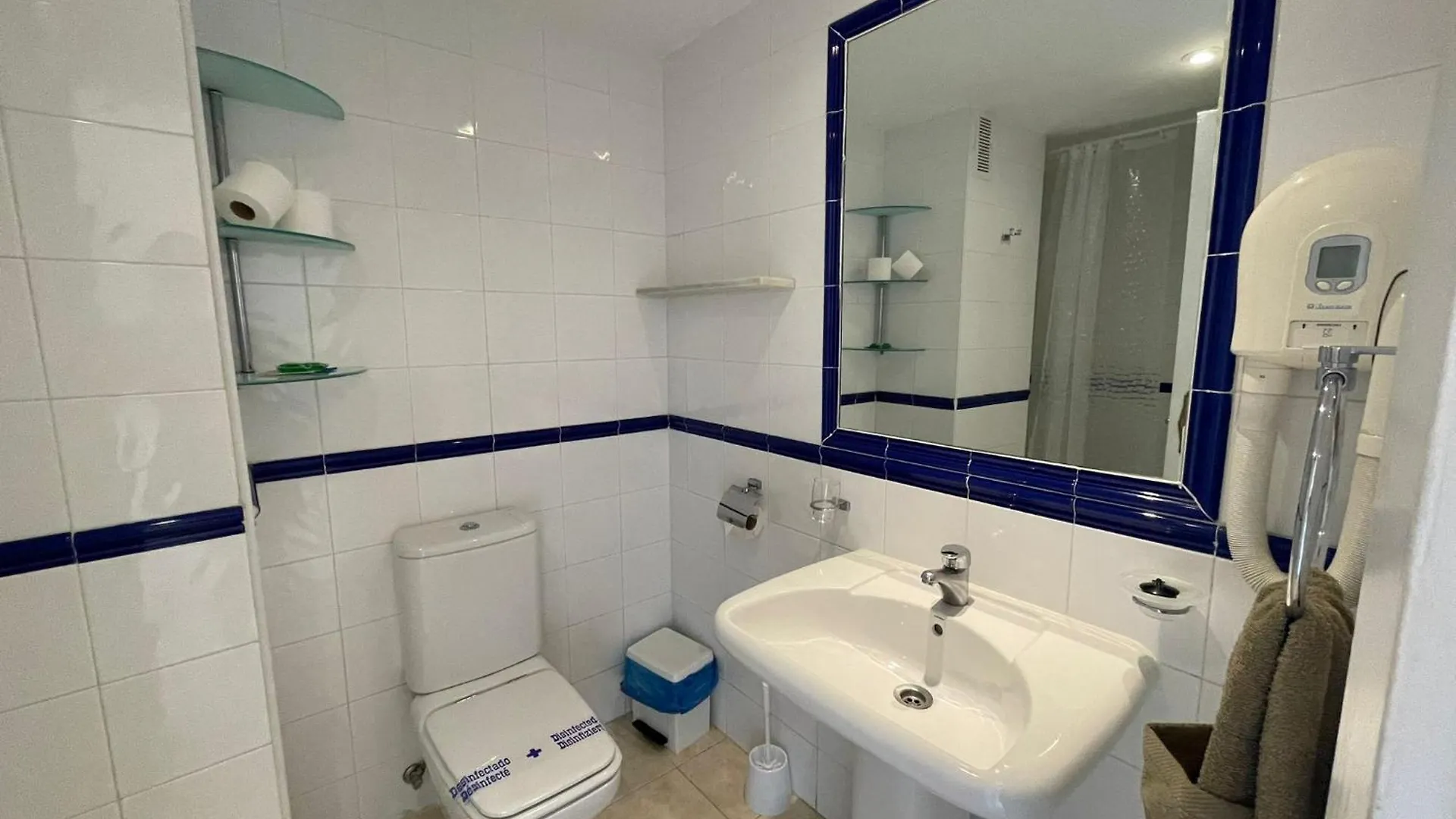 Apartamentos Magic Benalbeach By Benalnova بينالماذينا 0*,  إسبانيا