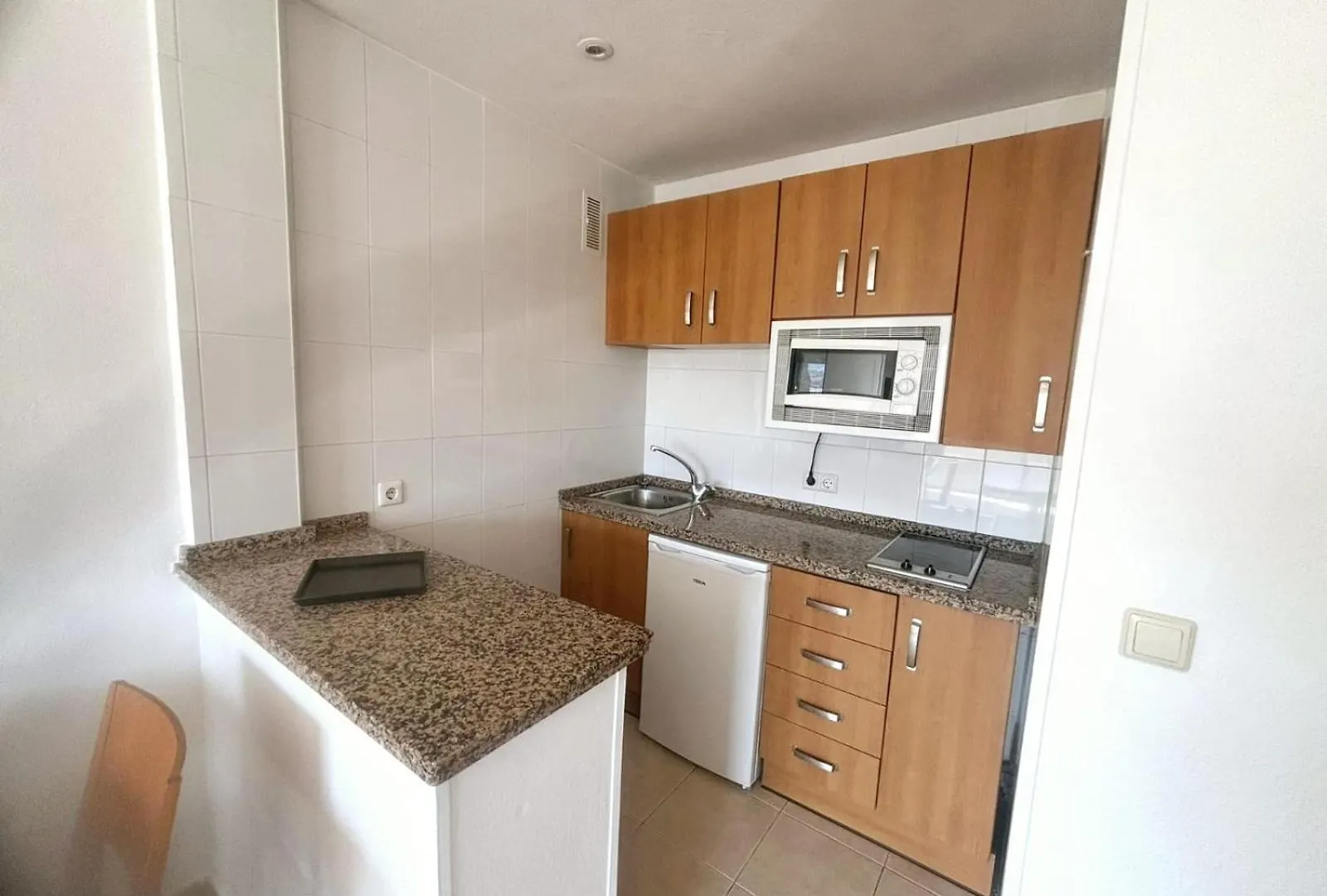 Apartamentos Magic Benalbeach By Benalnova بينالماذينا 0*,  إسبانيا